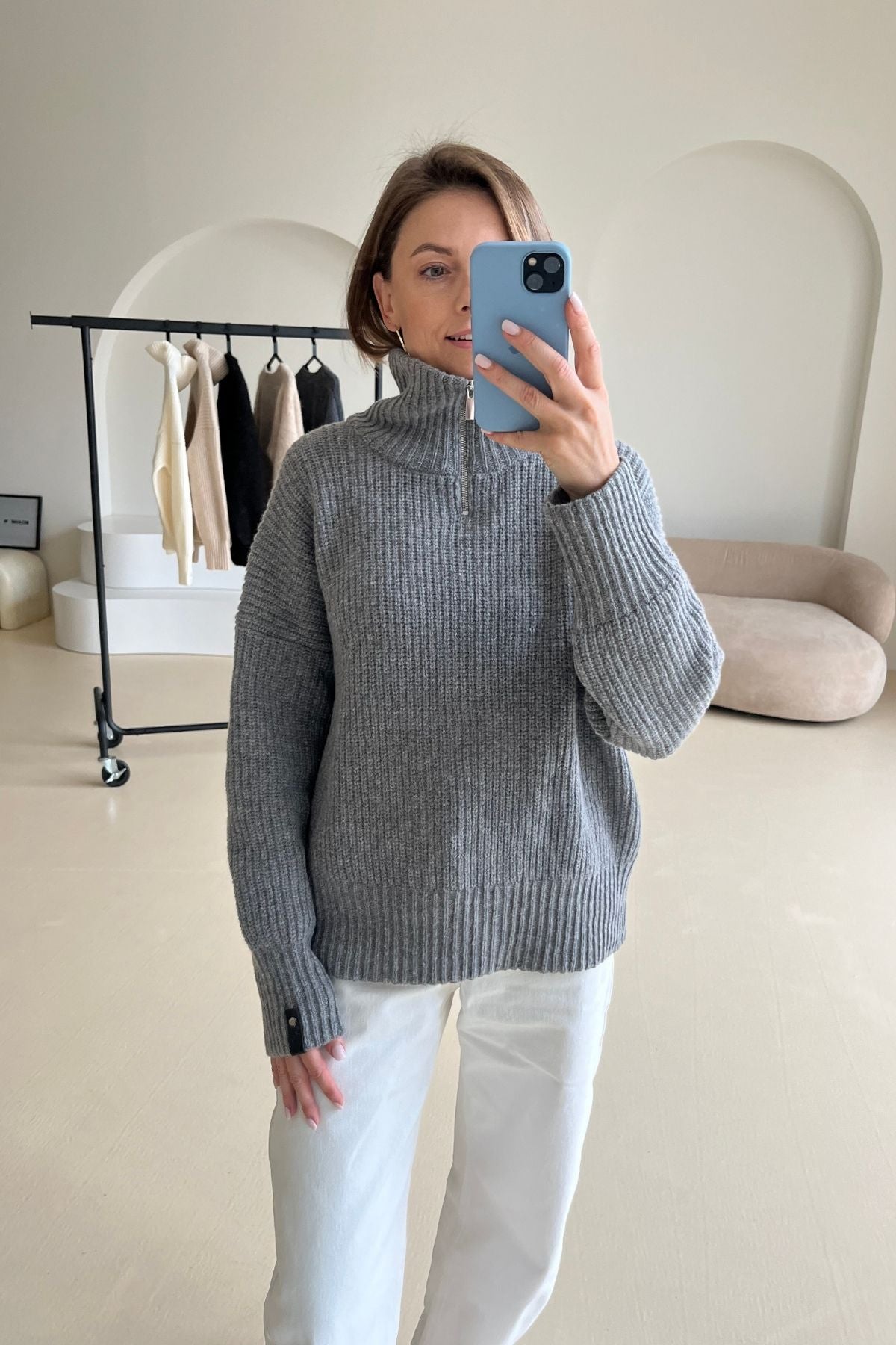 'Monique' grey sweater