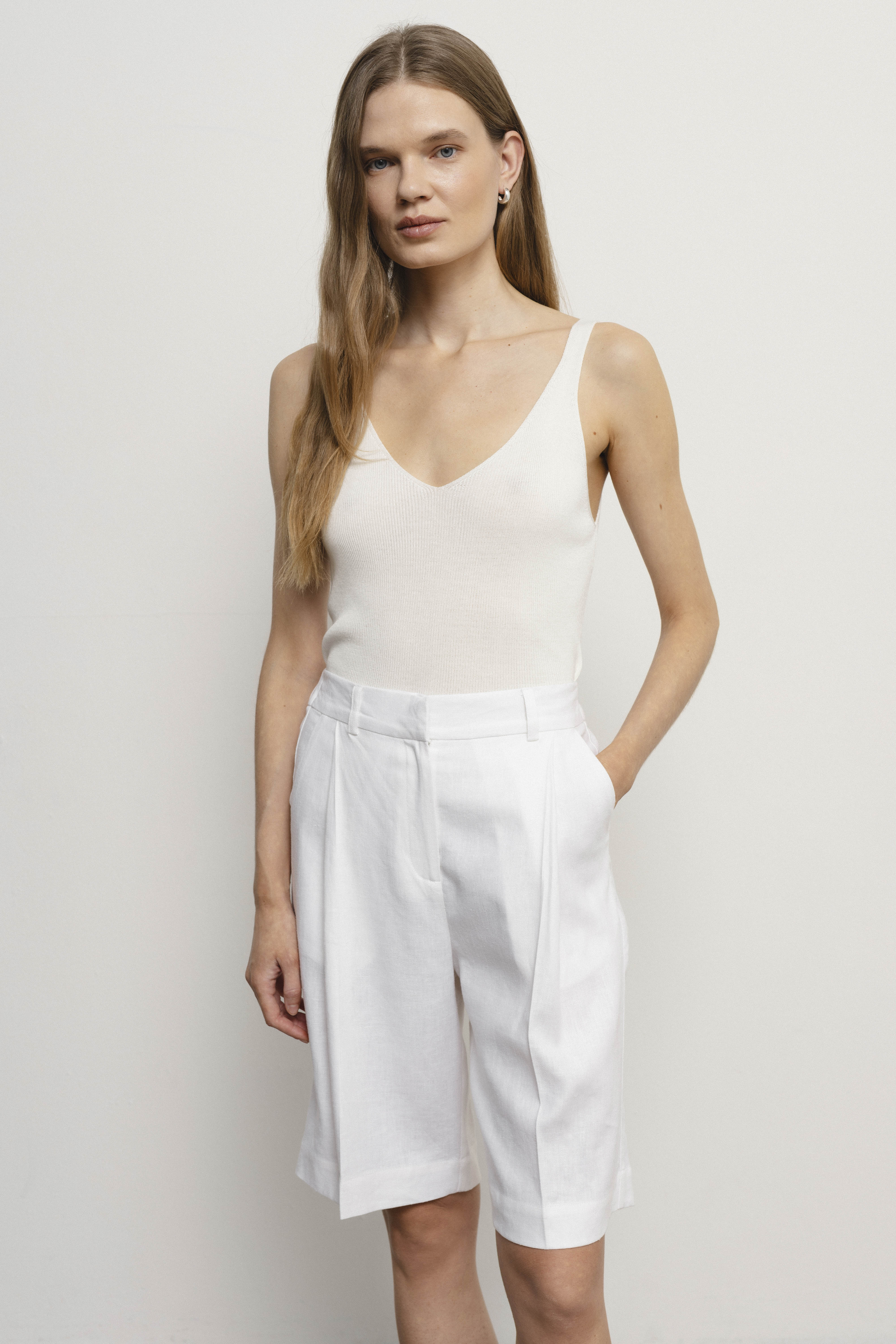 ROSE white shorts sample