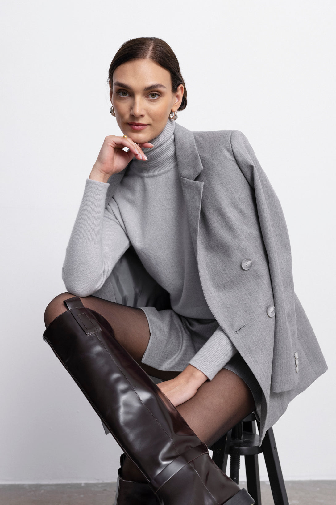 'Sophie' light grey skort & blazer set