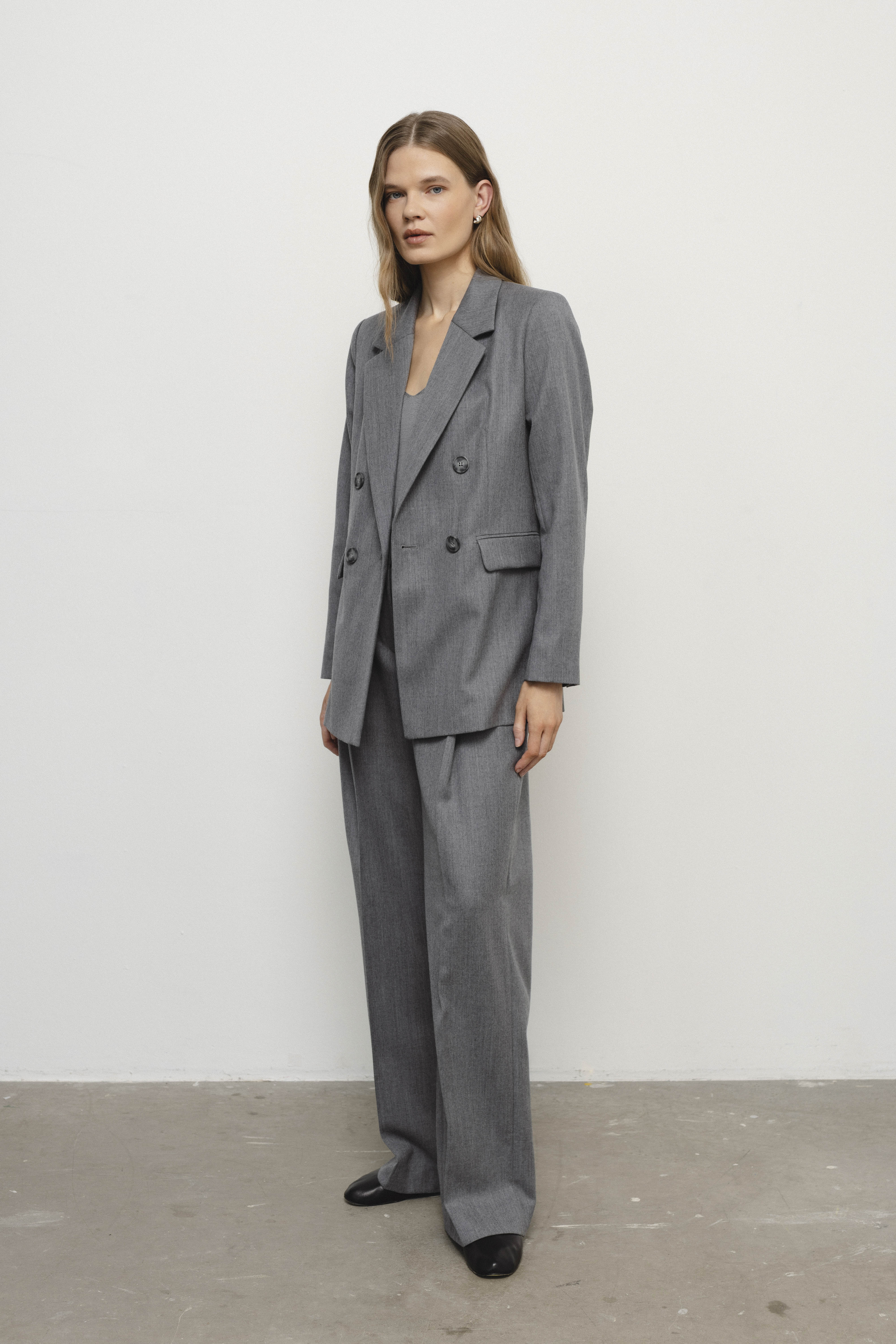 MANON trousers & SOPHIE blazer grey suit