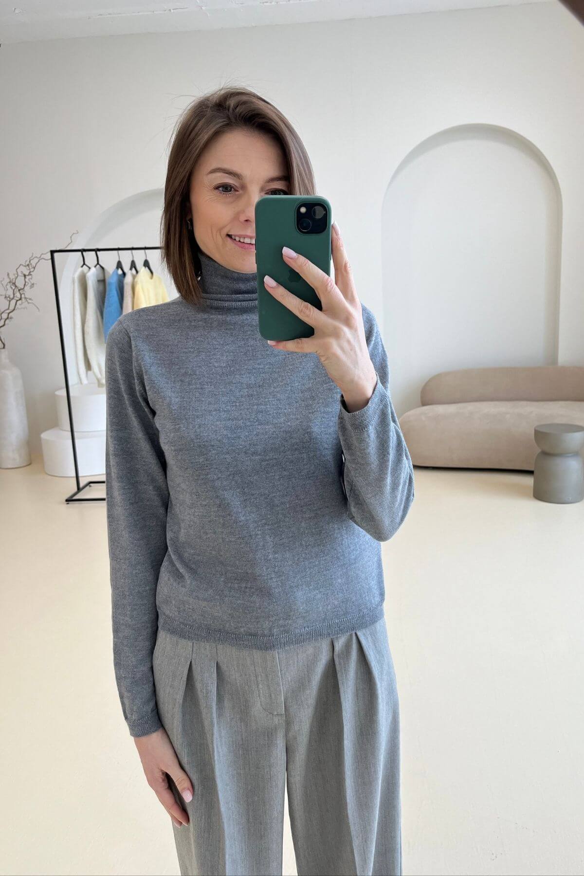 Merino wool turtleneck sample