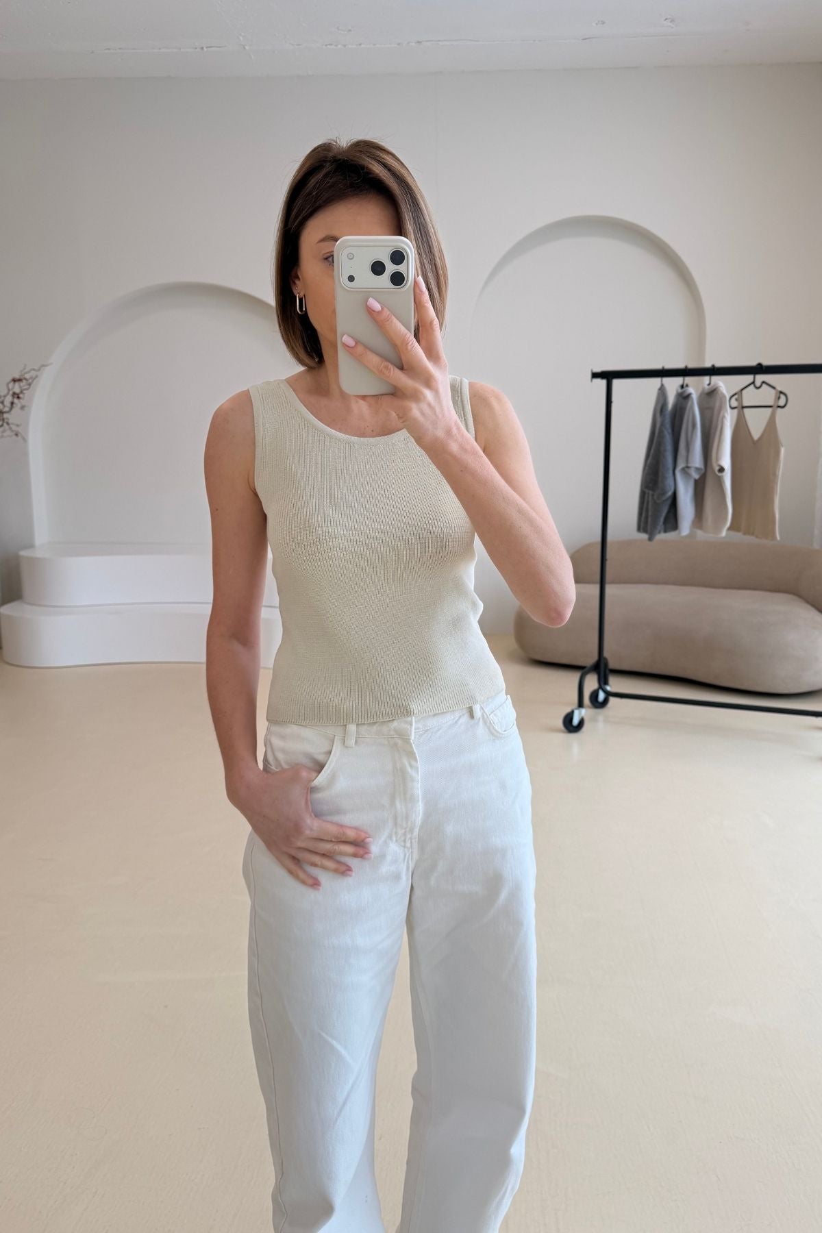 Viscose tanktop sample