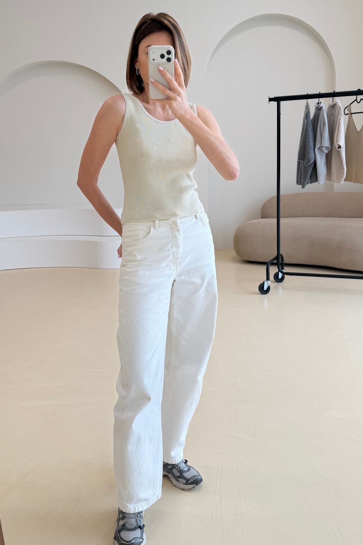 Viscose tanktop sample