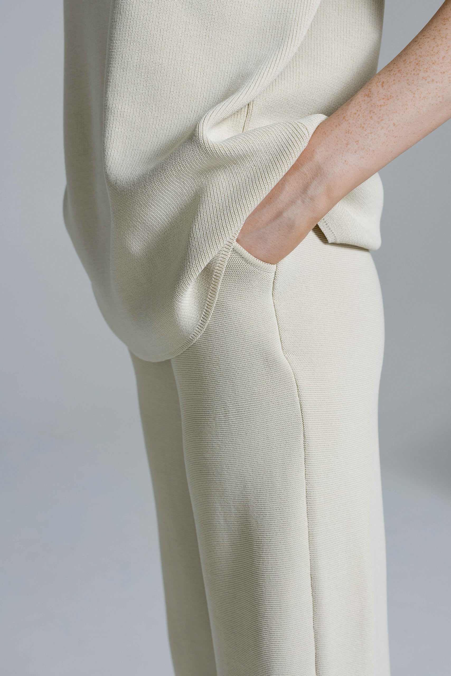 'Vanessa' beige trousers