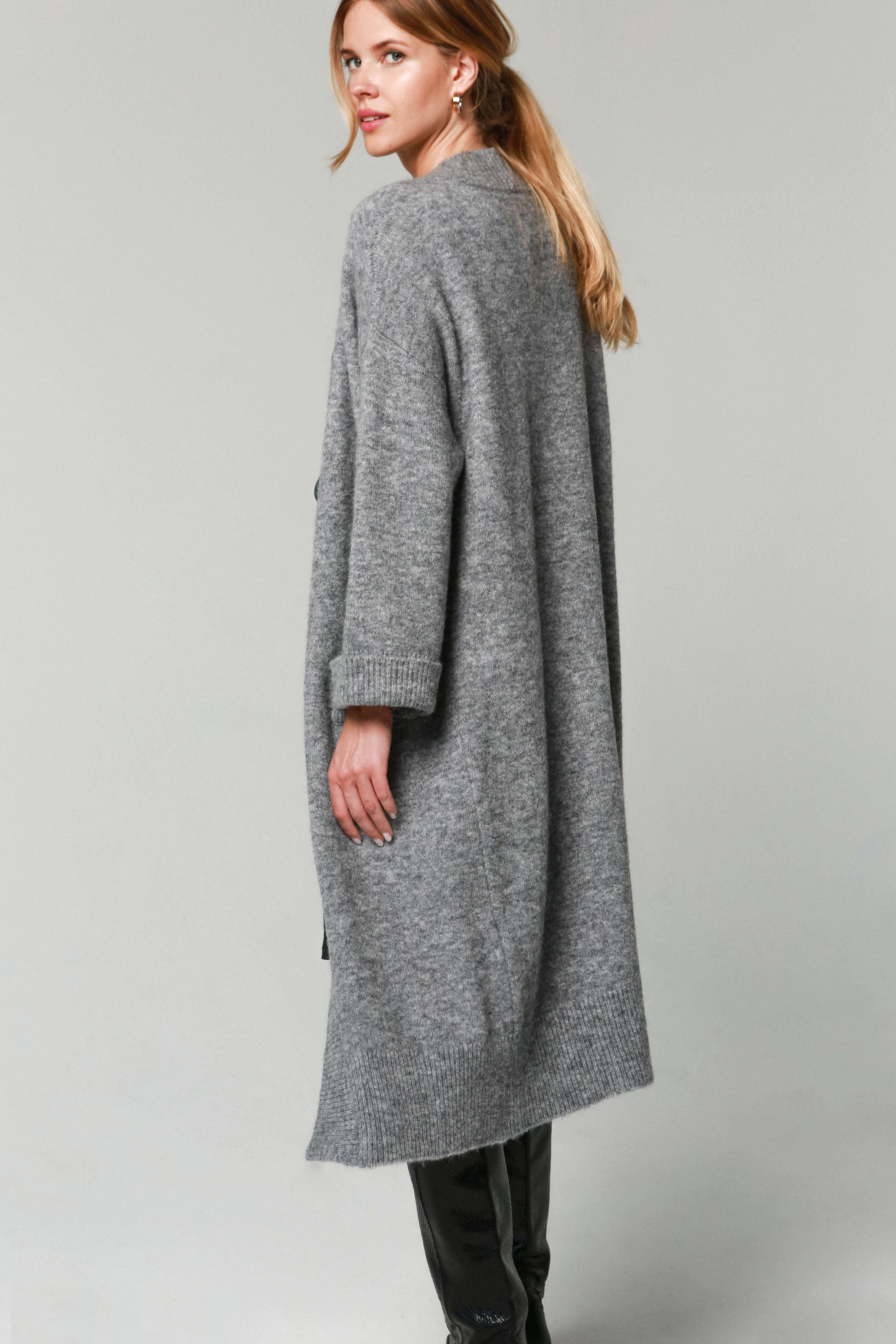 'Cloe' grey cardigan