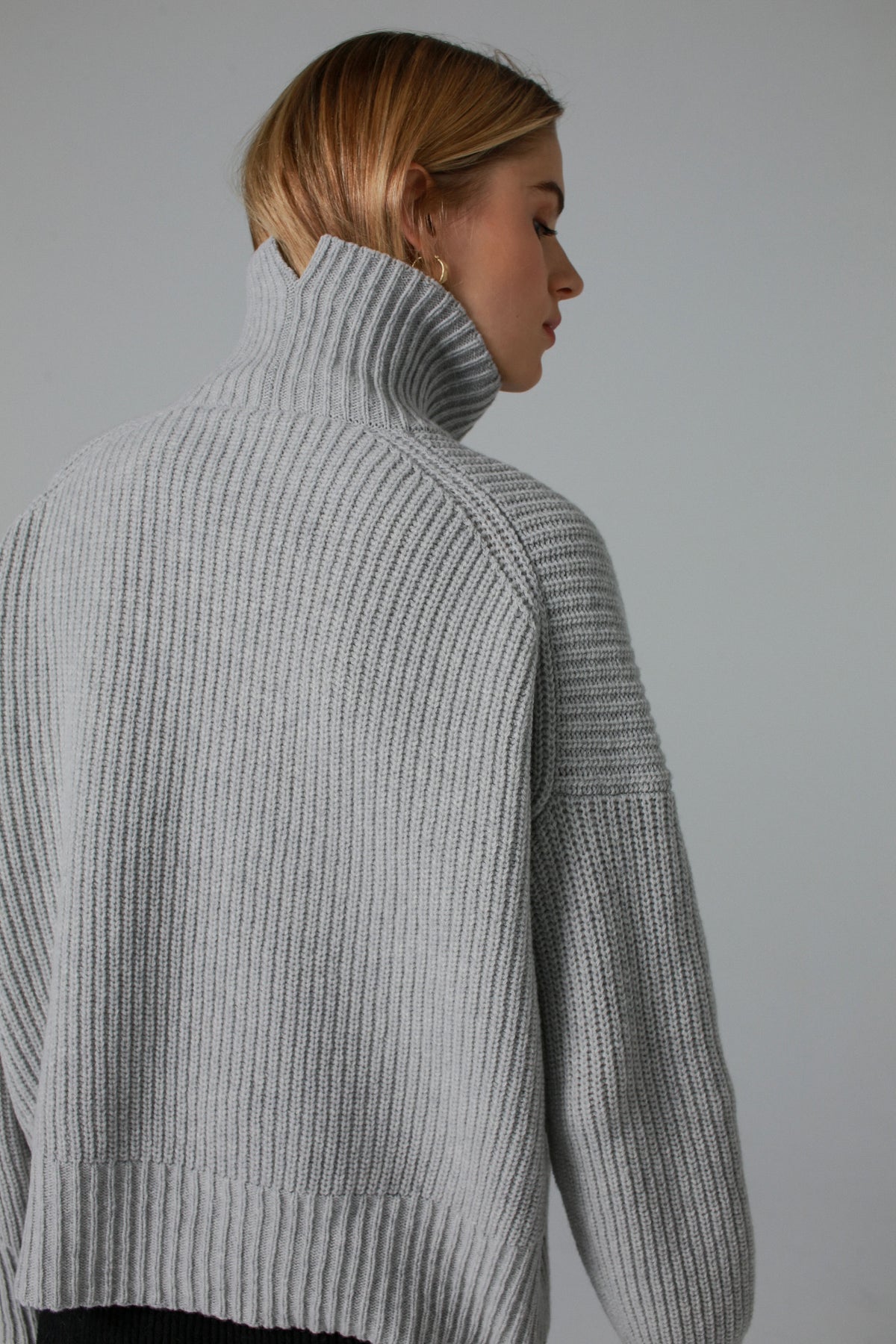 CHRISTINE light grey sweater