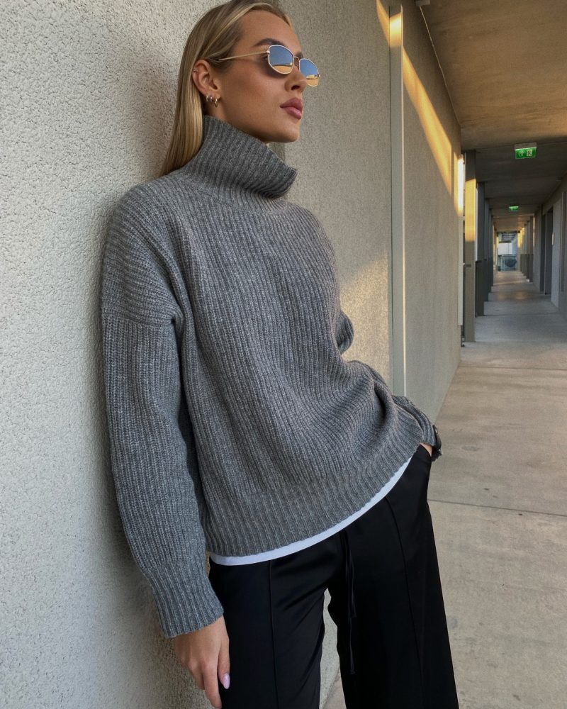 sweater-Christine-grey-casual1